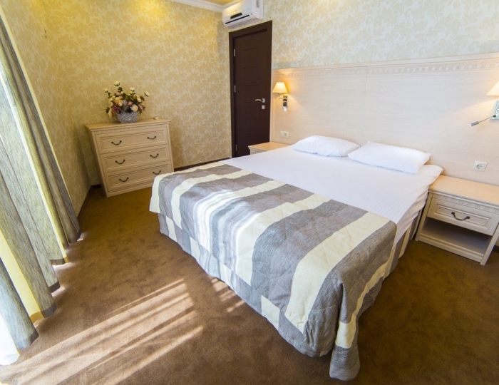 2-местное люкс без балк. (1 эт.) - Отель Grand Hotel Gagra / Гранд Отель Гагра